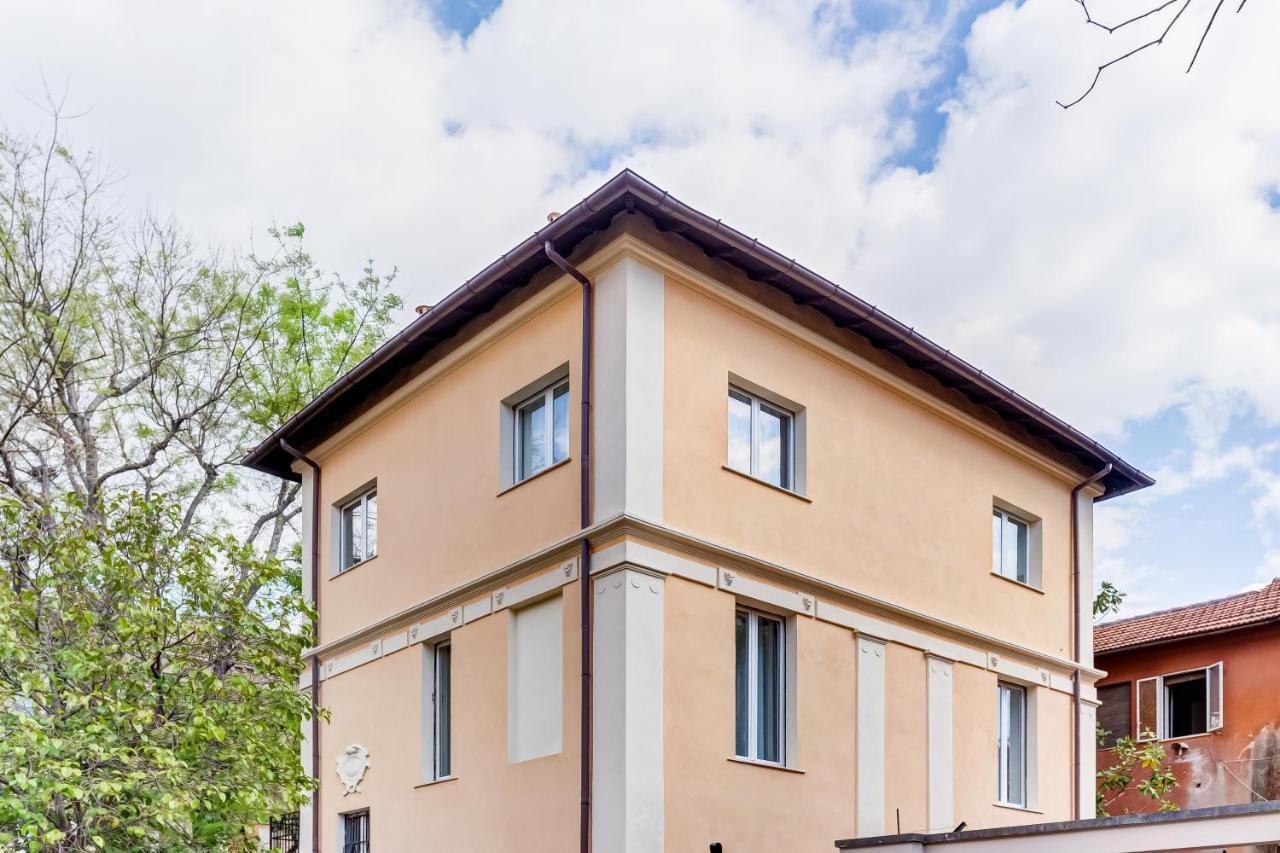Villa Chiara - A New Luxury Star Is Born In Rome! Экстерьер фото